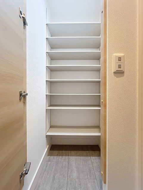 収納