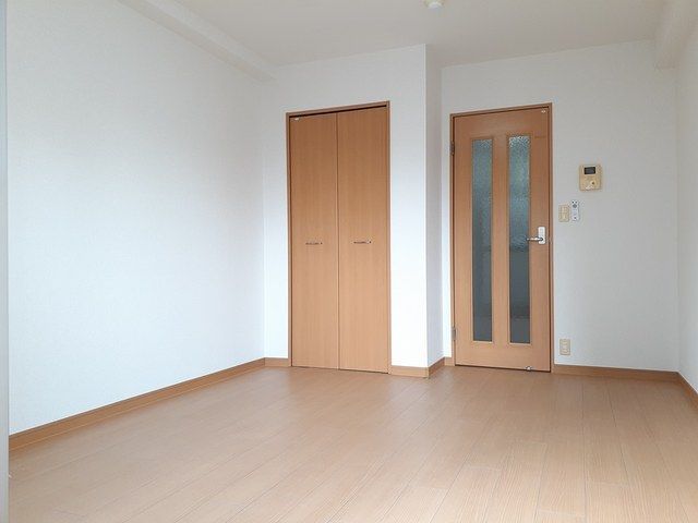 ベッドルーム