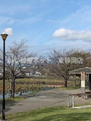 近くに施設あり