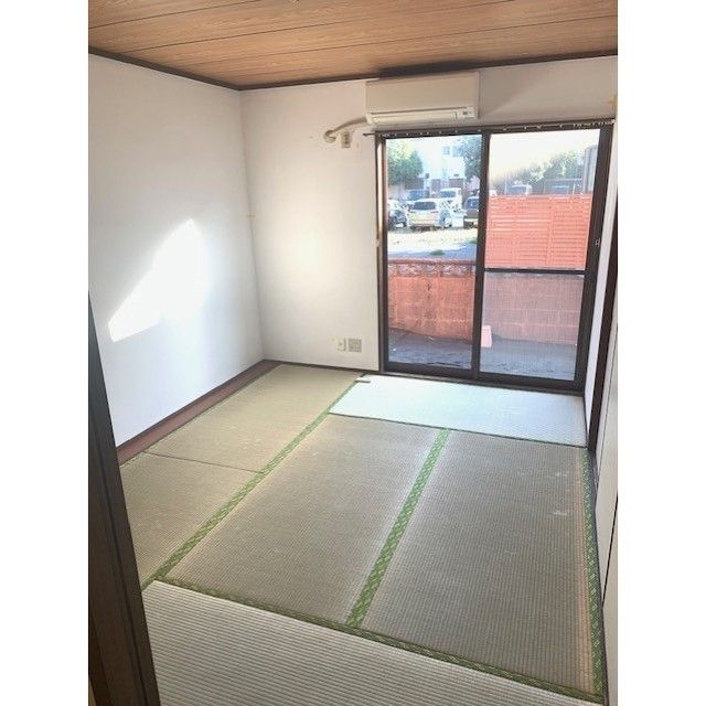 ベッドルーム
