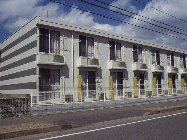 レオパレスすずらんの外観画像