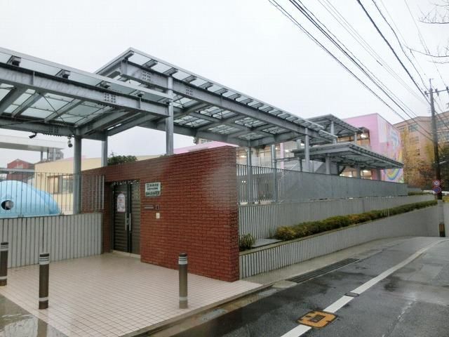 九州女子大学附属自由ヶ丘幼稚園(220m)