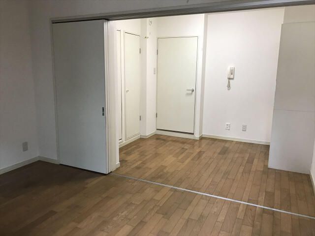 ベッドルーム