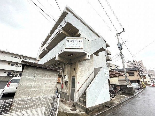 コーポサンライズの外観画像