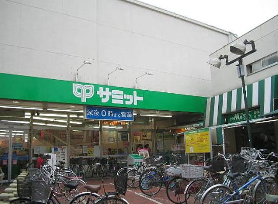 近くに施設あり