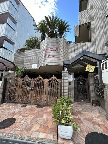 アルカサール千里山の外観画像