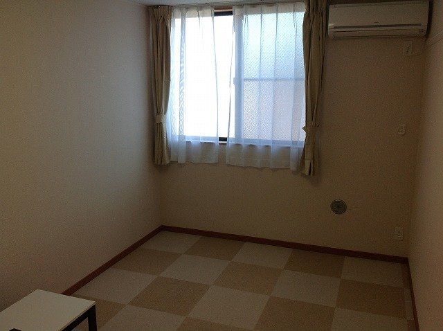 ベッドルーム