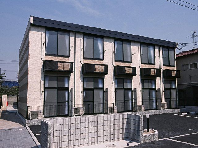 レオパレス西長洲の外観画像