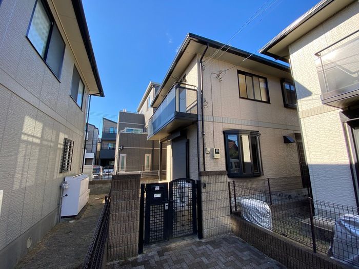 市川貸家 Dの外観画像
