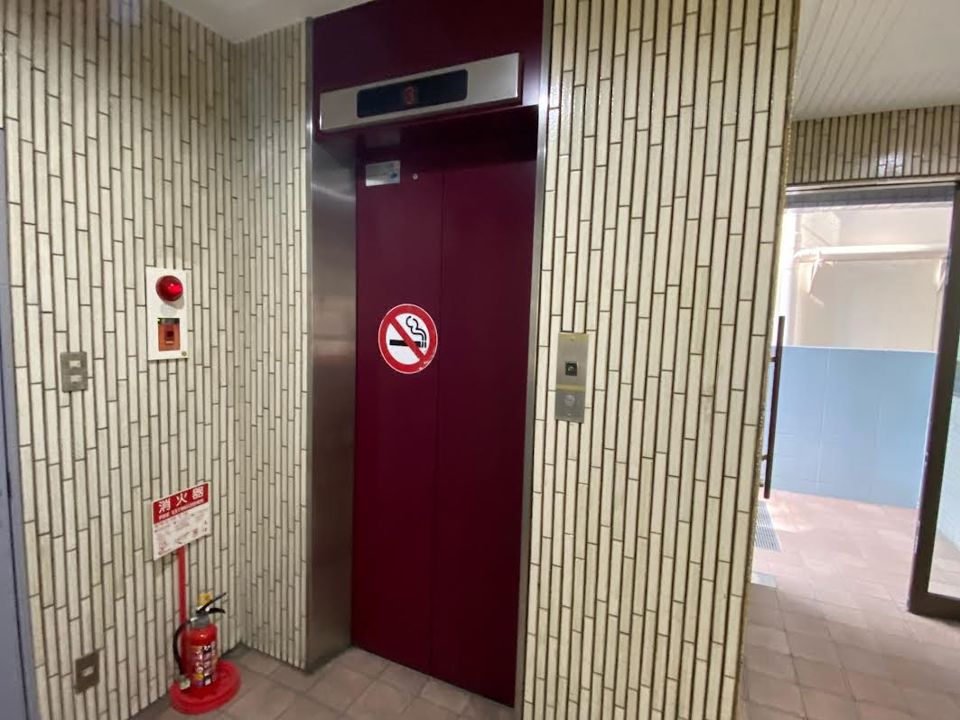 ロビー