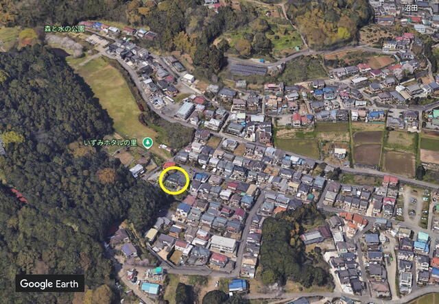 近くに施設あり