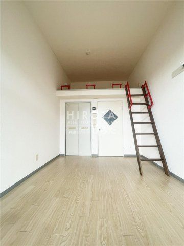 エフコープ生活協同組合/折尾店 (252m)