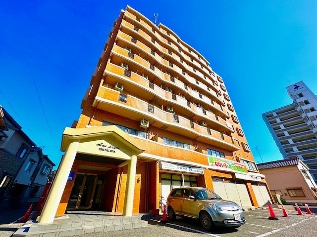 アストラムシンカワの外観画像
