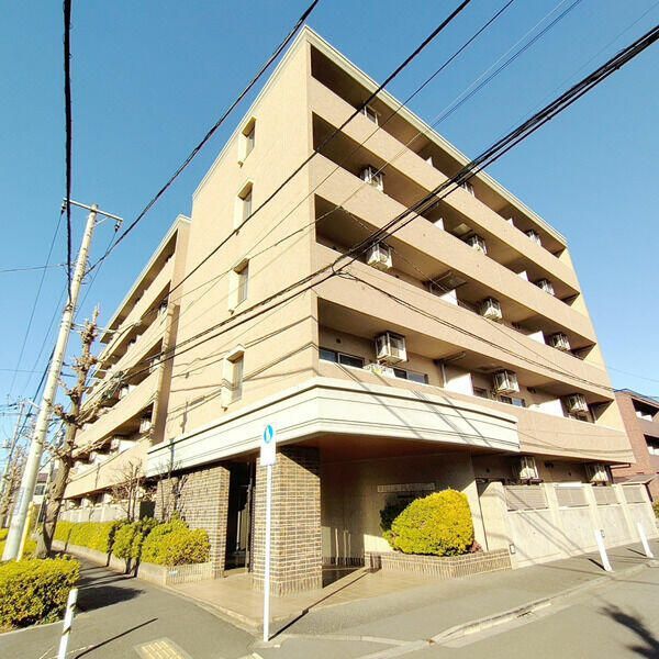 ヴィラ・フロレスタの外観画像