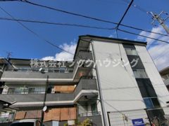 山本マンションの外観画像