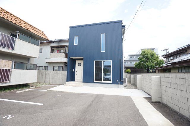 三住戸建貸家の外観画像