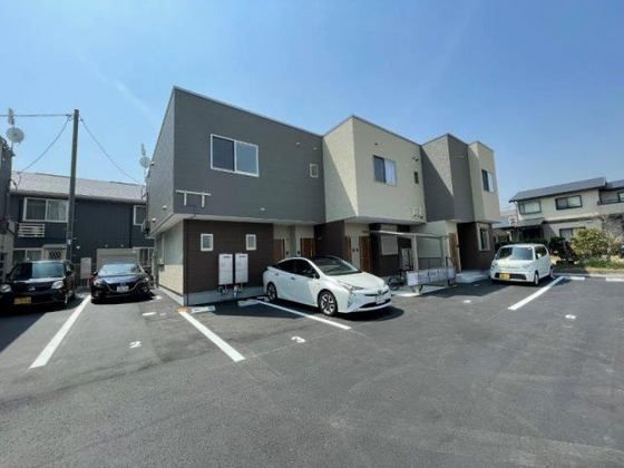 アマン・コムの外観画像