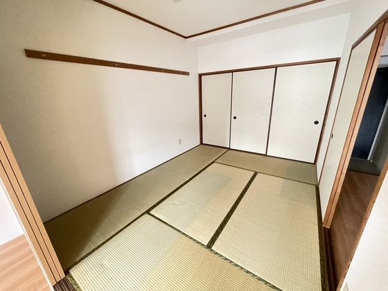 ベッドルーム
