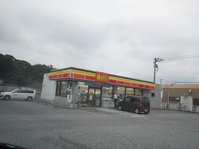 デイリーヤマザキ／小倉高尾店 (694m)