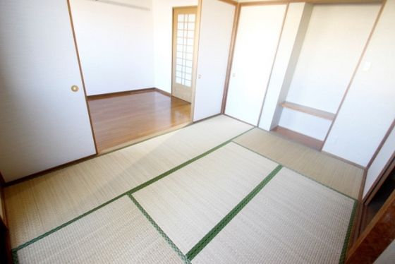 ベッドルーム