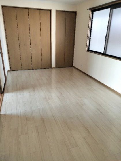 ベッドルーム