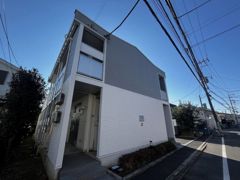 レオパレスクレストの外観画像