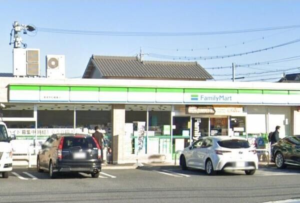 近くに施設あり