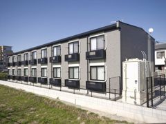 レオパレスファミール 翠峰の外観画像