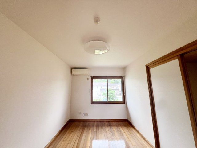 ベッドルーム