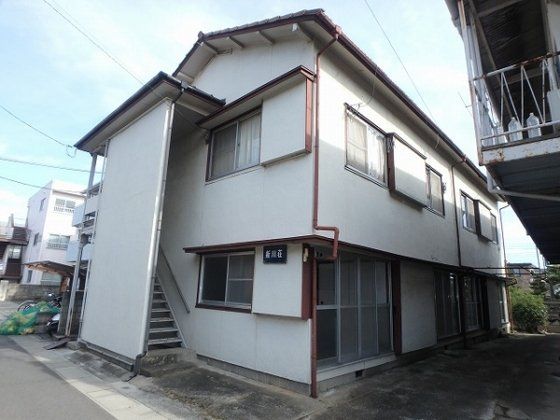 新川荘 北館の外観画像