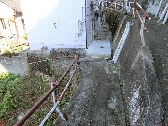 近くに施設あり