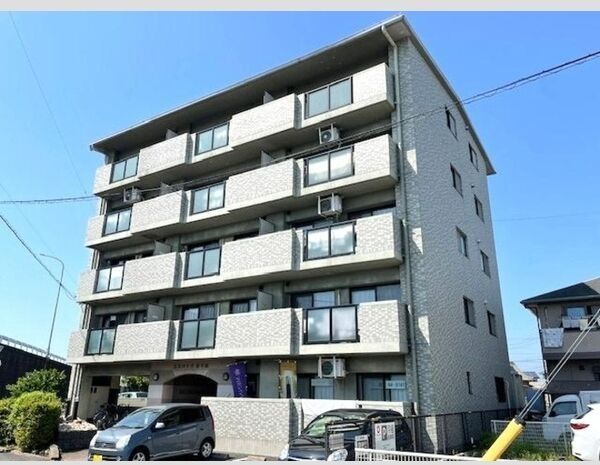 エスパシオ佐千原の外観画像