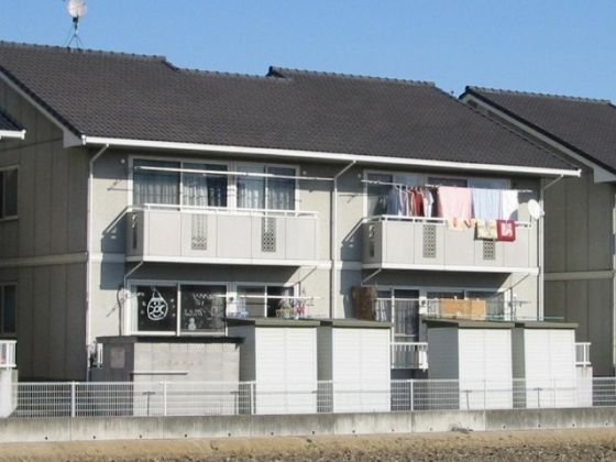 パークサイド新福 A棟の外観画像