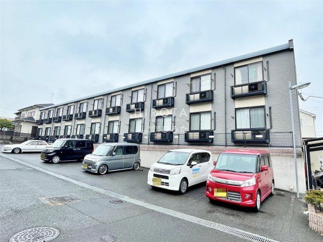 レオパレスレシエージュ本城東の外観画像