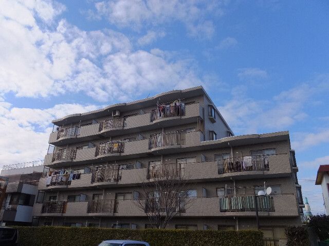 コンフォール・ロクギの外観画像