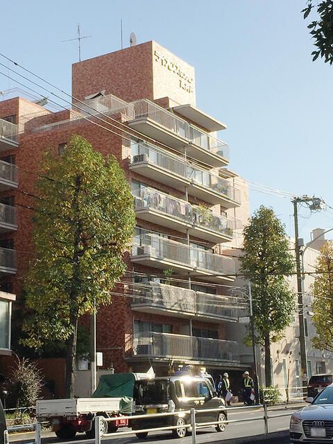 近くに施設あり