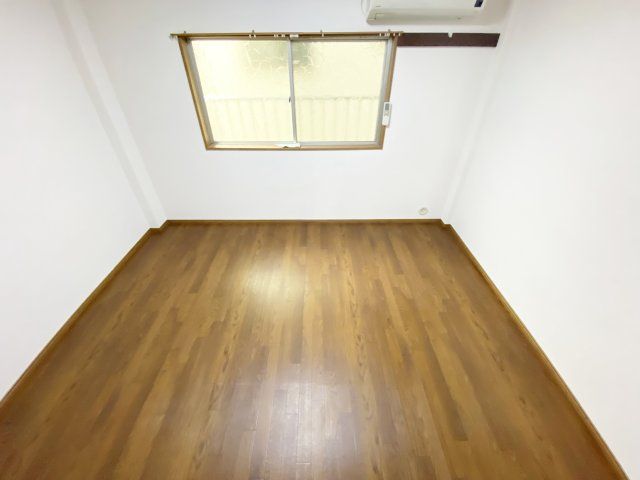 ベッドルーム