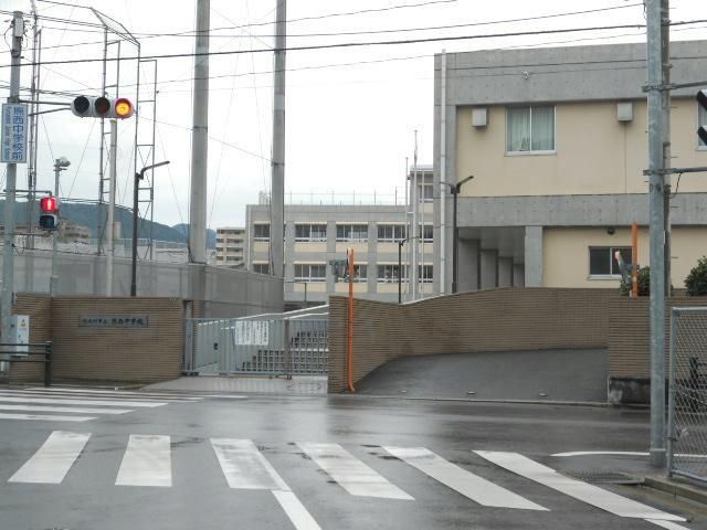 熊西中学校(1360m)