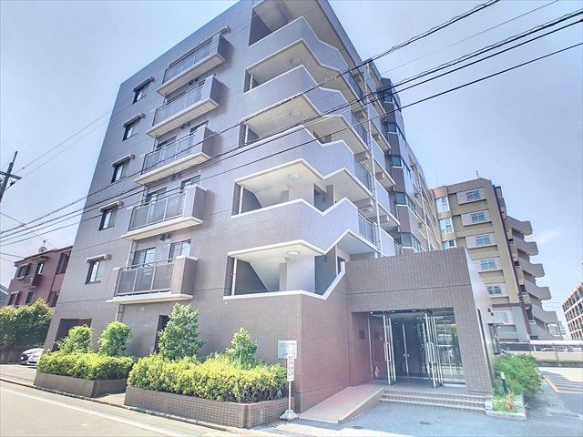 ユーロマンション西新南の外観画像
