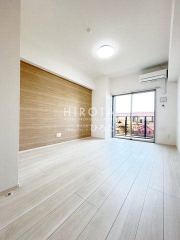 ハローデイ若松店(700m)