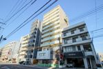 Gold Court楽々園の外観
