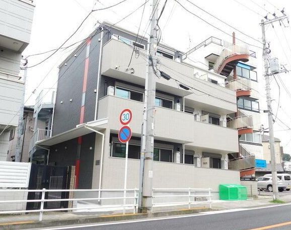 アベニール トルハの外観画像