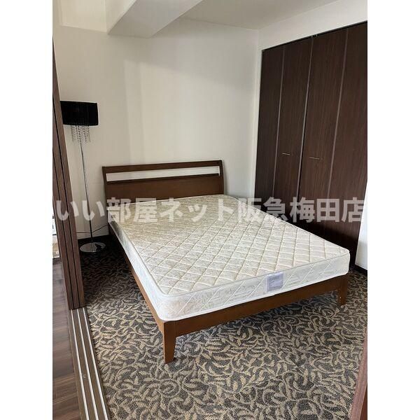 ベッドルーム