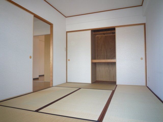 ベッドルーム