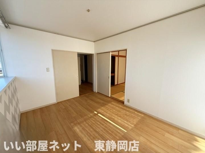 洋室