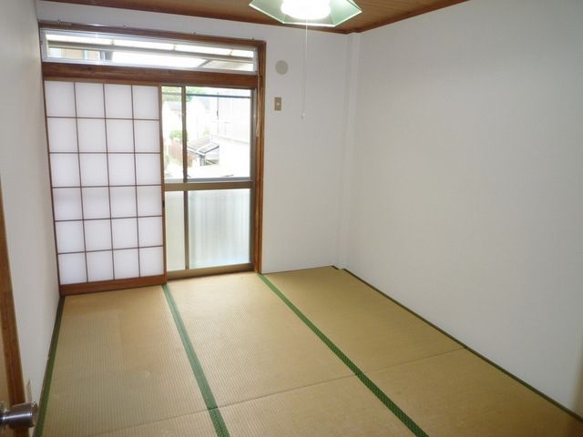 ベッドルーム