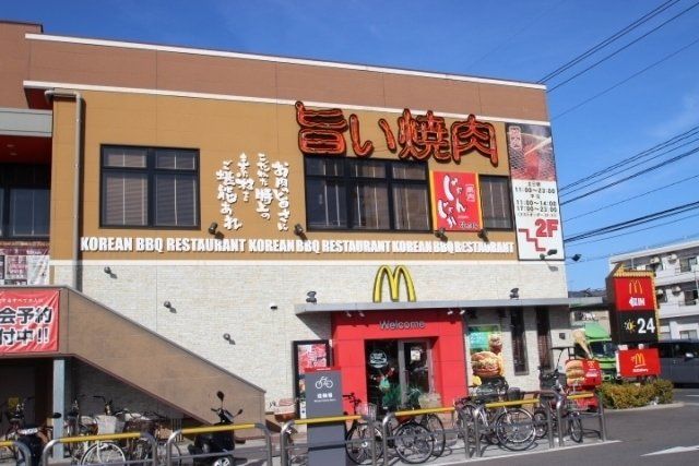 近くに施設あり