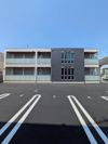 ブラットベルク助信の外観