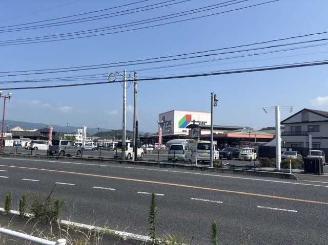 近くに施設あり