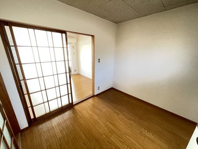 洋室